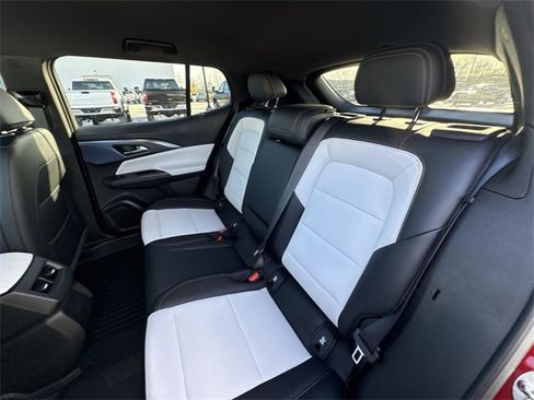 New 2026 Chevrolet Equinox EV LT image 26