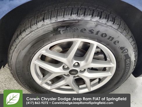 Used 2023 Ford Edge SEL image 31