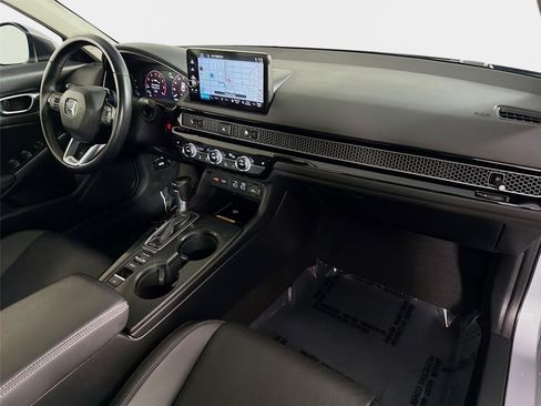 Used 2023 Honda Civic Touring image 29
