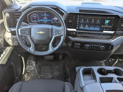 Used 2025 Chevrolet Silverado 1500 LT image 14