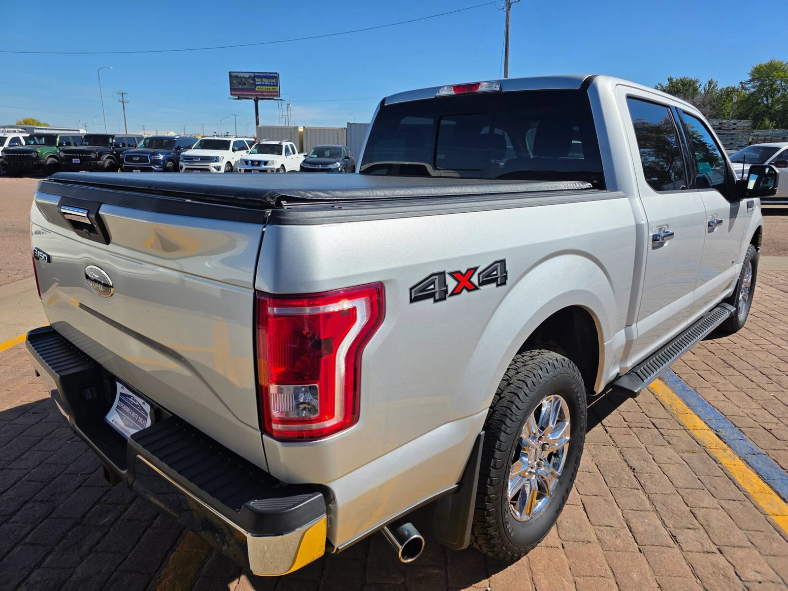 Used 2016 Ford F150 XLT w/ Equipment Group 302A Luxury AWD/4WD image 5