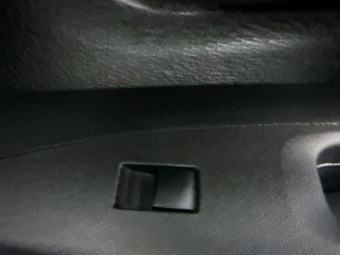 Used 2024 Toyota Corolla LE FWD image 30