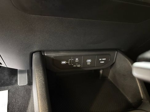 Certified 2025 Kia K4 FWD image 30