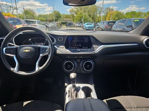 Used 2021 Chevrolet Blazer LT FWD image 13