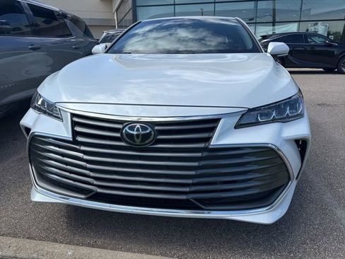 Used 2021 Toyota Avalon XLE AWD/4WD image 7