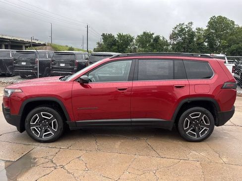 New 2026 Jeep Cherokee Laredo AWD/4WD image 9