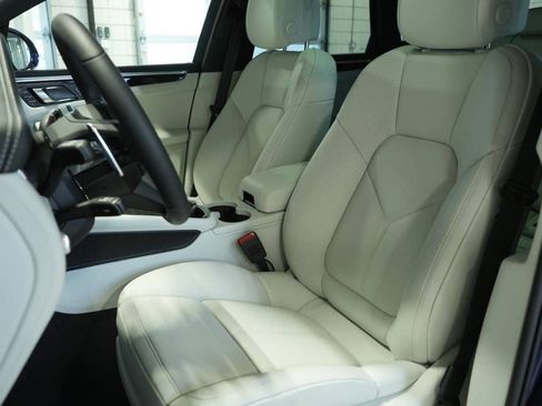 New 2026 Porsche Macan S AWD/4WD image 5