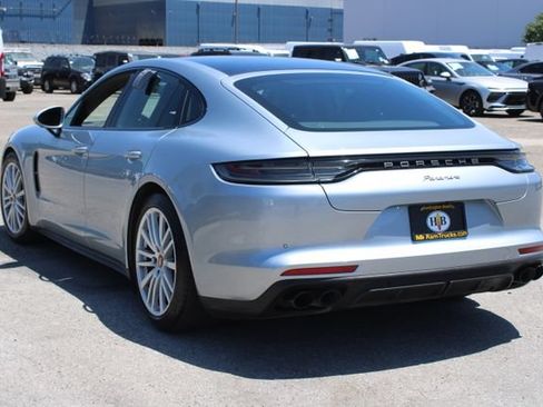 Used 2023 Porsche Panamera Platinum Edition RWD image 3
