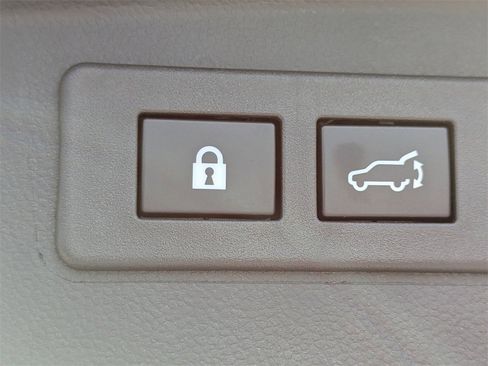 Certified 2025 Subaru Outback Wilderness w/ Wilderness Package image 15