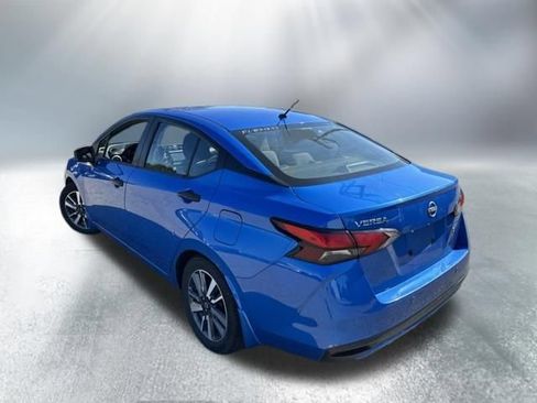 Used 2023 Nissan Versa S w/ S Plus Package FWD image 5