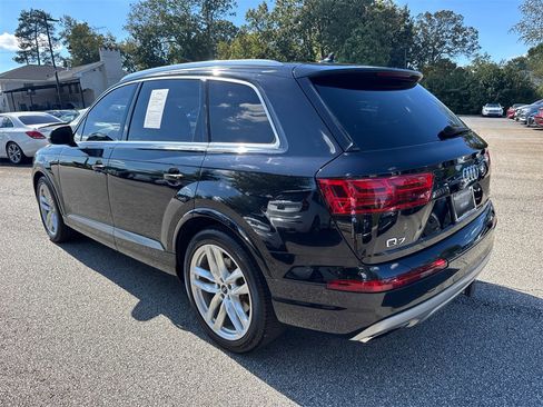 Used 2017 Audi Q7 3.0T Prestige image 5