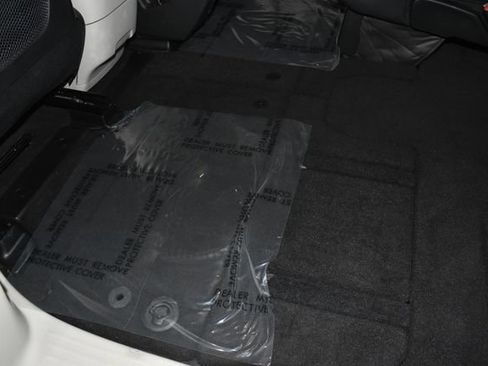 Used 2022 Chrysler Pacifica Touring-L image 34