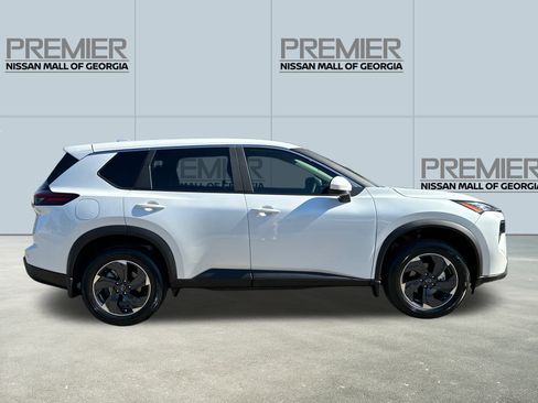 New 2026 Nissan Rogue SV image 4
