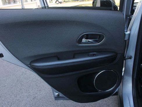 Used 2020 Honda HR-V EX image 18