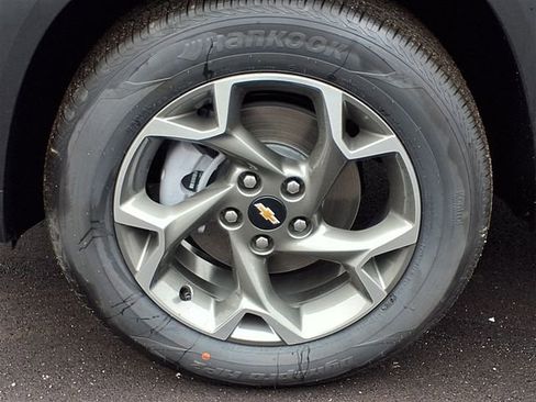 New 2026 Chevrolet Trax LT w/ LT Convenience Package image 19