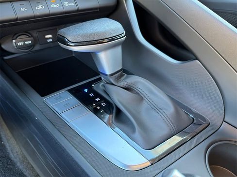 New 2026 Hyundai Elantra SE image 30
