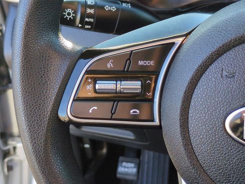 Certified 2019 Kia Optima LX image 12