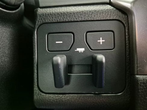 New 2025 Toyota Tacoma SR5 image 23