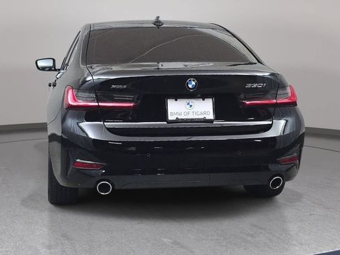 Used 2019 BMW 330i xDrive Sedan w/ Convenience Package AWD/4WD image 7