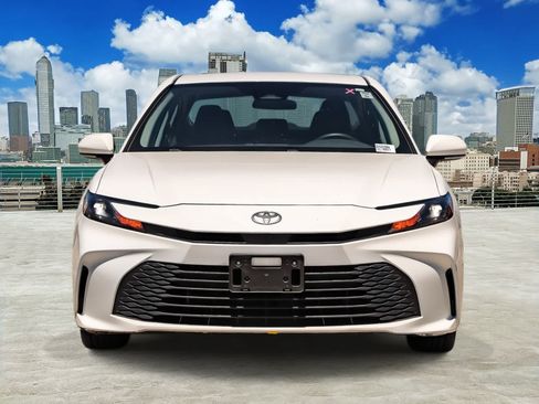 Used 2025 Toyota Camry LE FWD image 2