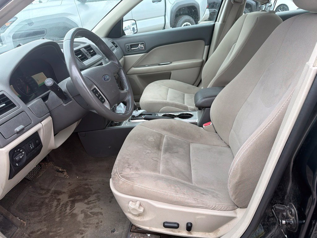 Used 2010 Ford Fusion Hybrid FWD image 12