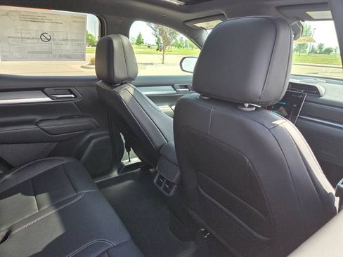 New 2026 GMC Terrain Elevation w/ Elevation Premium Package AWD/4WD image 41