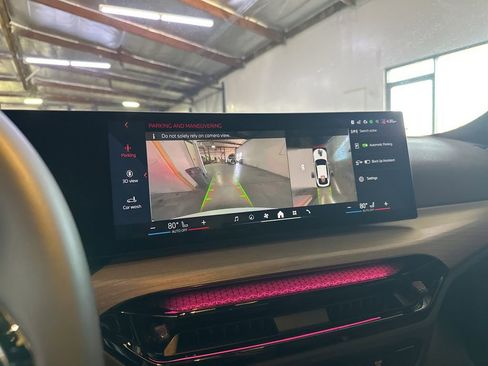 Used 2025 BMW i4 eDrive40 w/ Parking Assistance Package RWD image 10