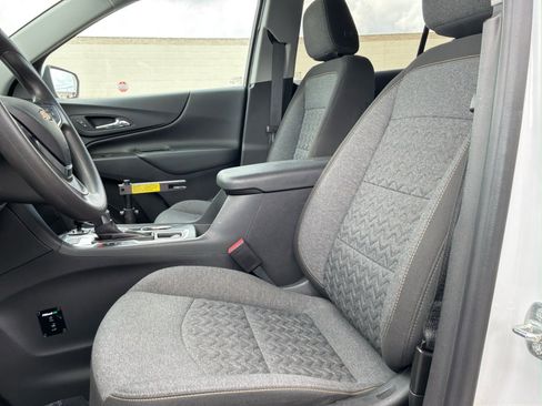 Used 2022 Chevrolet Equinox LT AWD/4WD image 18