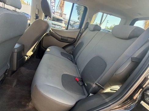 Used 2011 Nissan Xterra S image 6