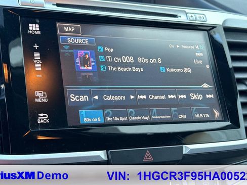 Certified 2017 Honda Accord Touring image 34