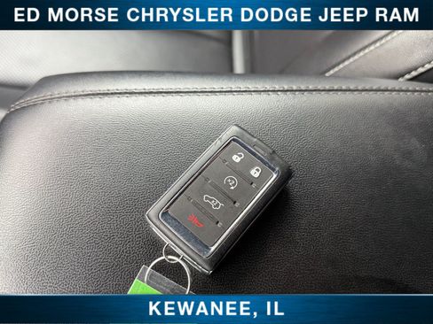 Used 2024 Jeep Grand Cherokee L Limited w/ Luxury Tech Group II AWD/4WD image 34