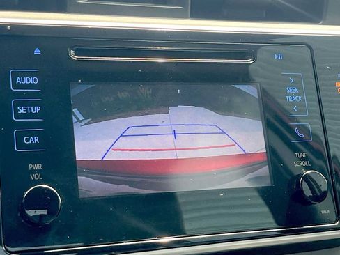 Used 2018 Toyota Corolla LE FWD image 41