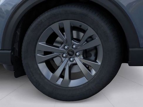 New 2026 Ford Explorer Active w/ Active Comfort Package image 19