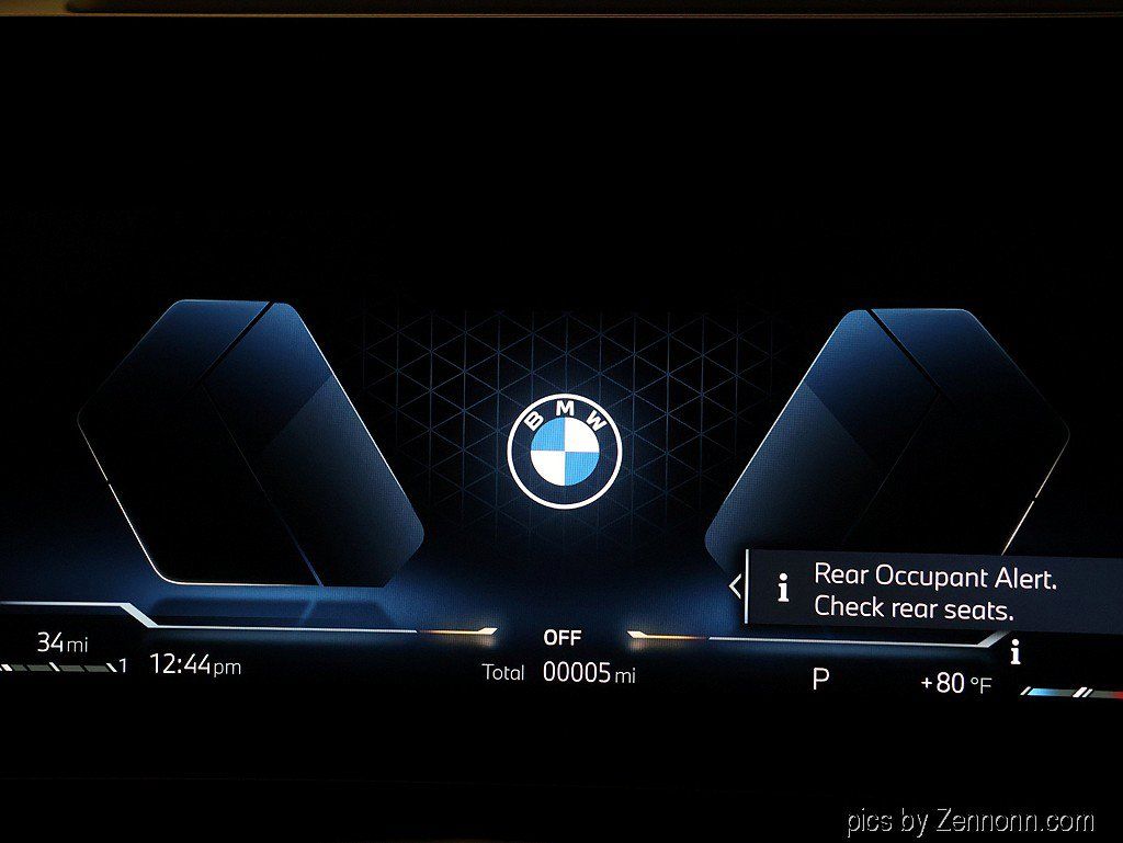 New 2027 BMW X1 xDrive28i AWD/4WD image 16