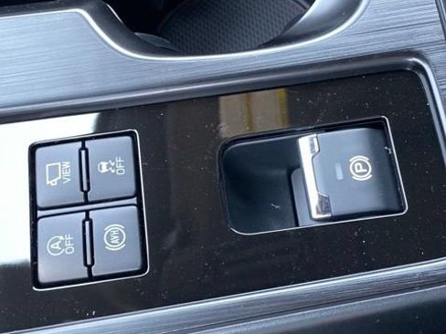 New 2026 Subaru Outback Touring XT AWD/4WD image 17