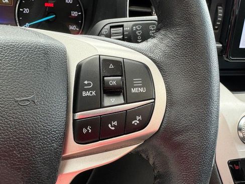 Used 2023 Ford Explorer XLT w/ Equipment Group 202A AWD/4WD image 22