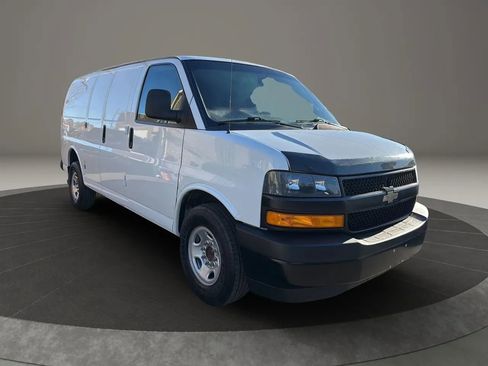 Used 2019 Chevrolet Express 2500 w/ Driver Convenience Package image 4