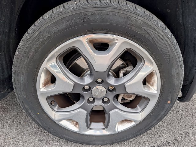 Used 2018 Jeep Compass Limited w/ Navigation Group AWD/4WD image 9