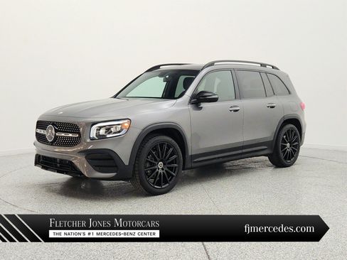 Used 2022 Mercedes-Benz GLB 250 image 1