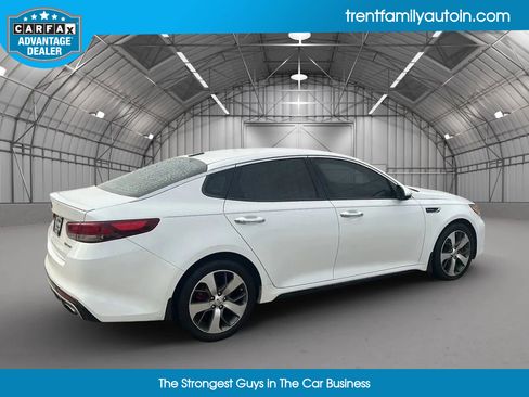 Used 2017 Kia Optima SX image 12