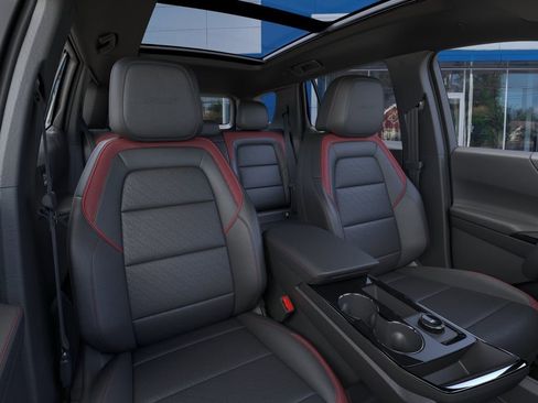 New 2026 Chevrolet Equinox RS w/ Convenience Package III AWD/4WD image 16