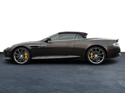 Used 2014 Aston Martin DB9 Volante image 24