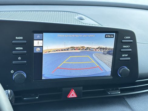 Certified 2025 Hyundai Elantra Sport image 24