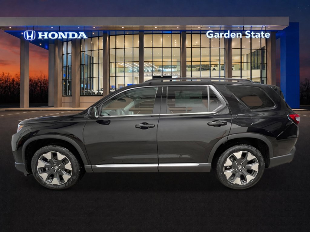 New 2026 Honda Pilot Touring image 2