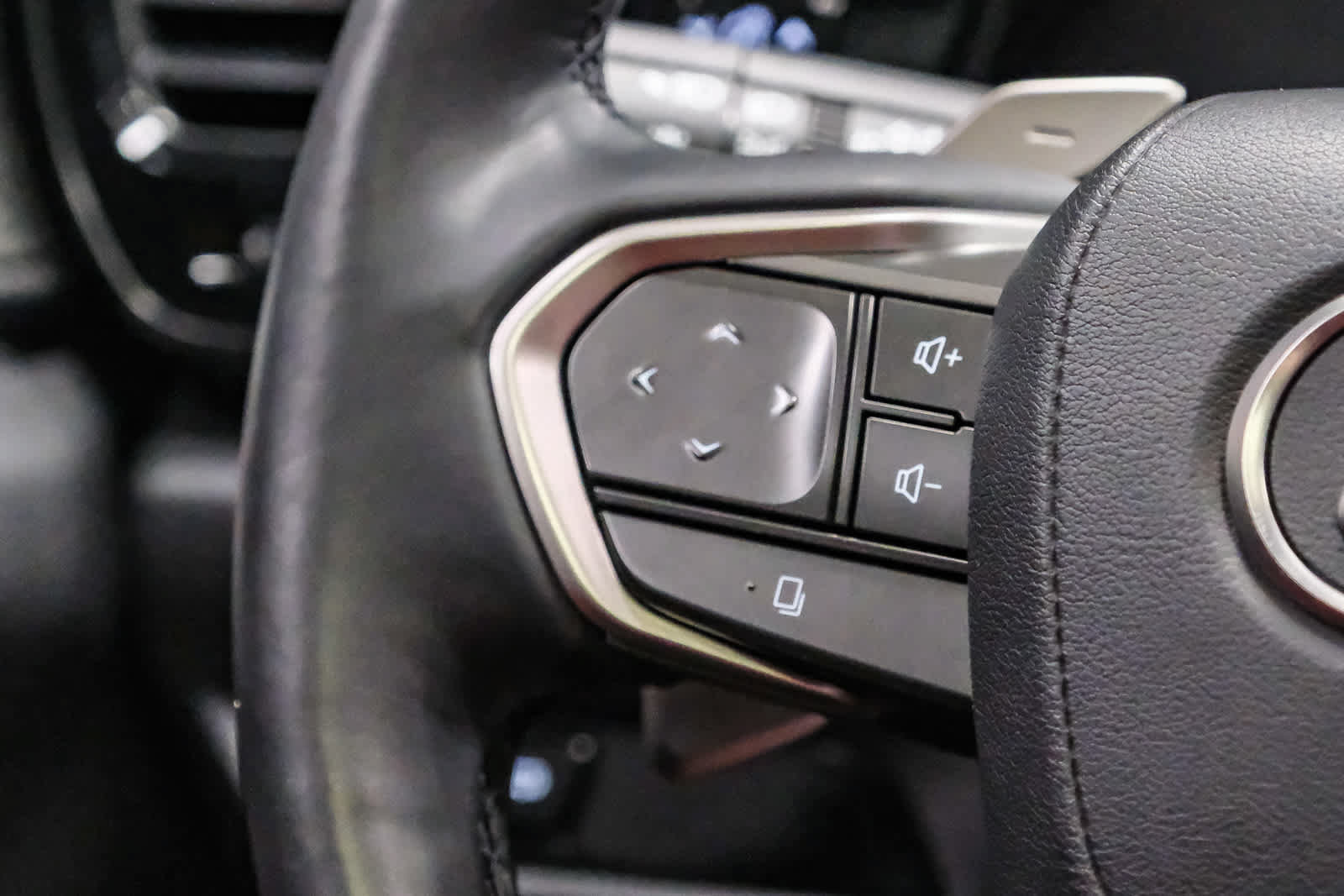 Used 2025 Lexus NX 450h+ AWD w/ Towing Package (2000 Lbs) image 19