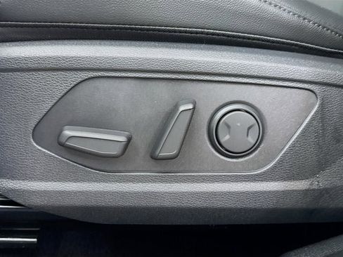 New 2026 Kia Sportage EX image 18