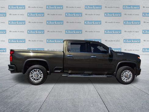 Used 2022 Chevrolet Silverado 2500 High Country w/ Safety Package II image 13