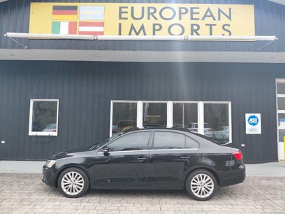 Used 2011 Volkswagen Jetta SEL