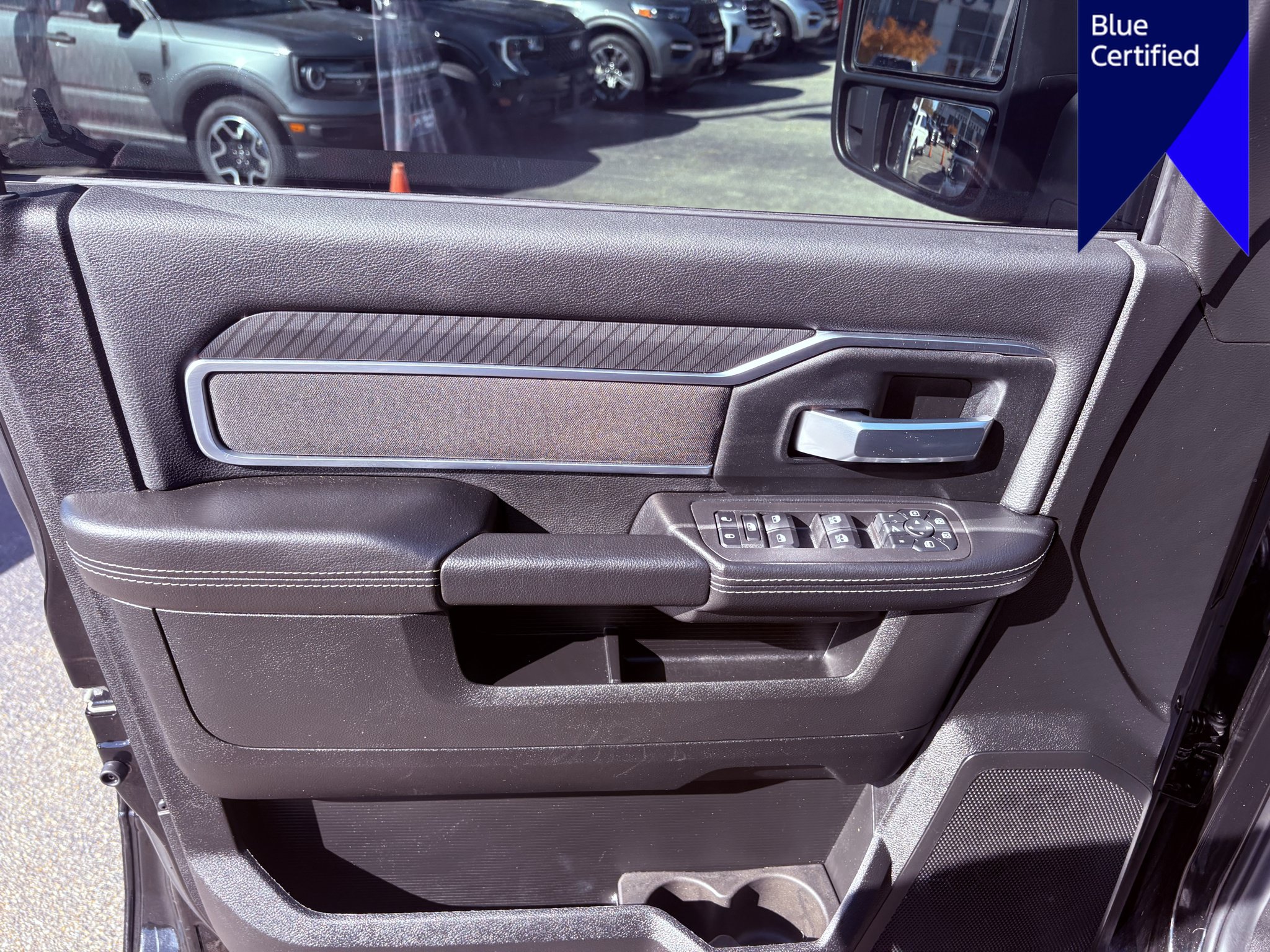 Used 2025 RAM 2500 Big Horn AWD/4WD image 9
