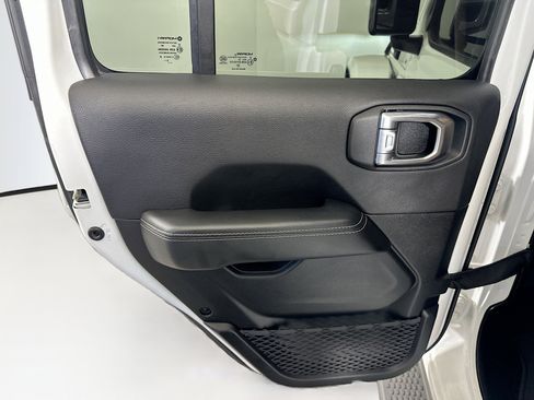 Used 2023 Jeep Wrangler Sahara w/ Cold Weather Group image 25